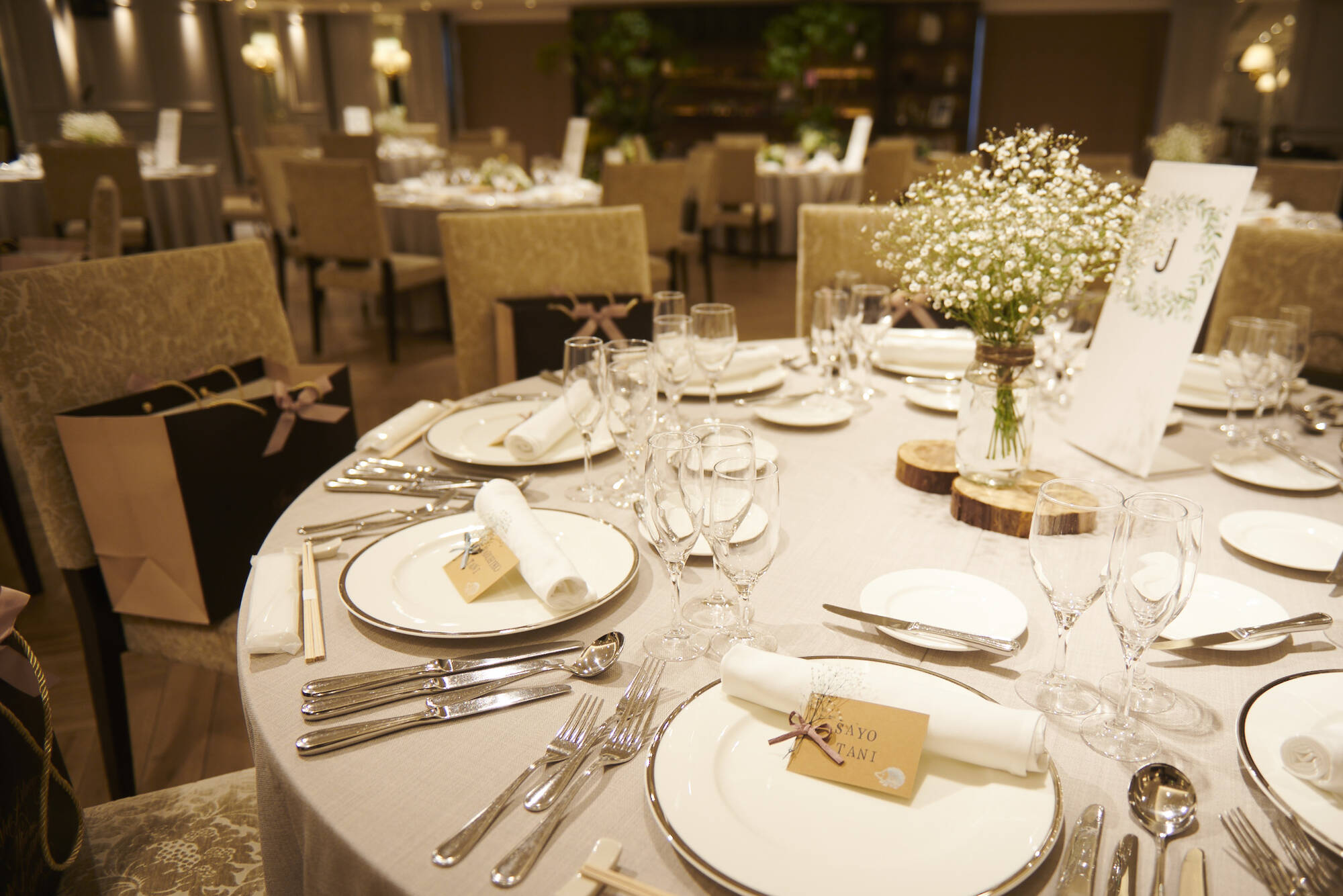 結婚式　テーブルコーデセット 2024年秋最新版》結婚式披露宴のテーブルコーディネート実例紹介